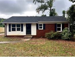 featured image of 1835 West Blvd