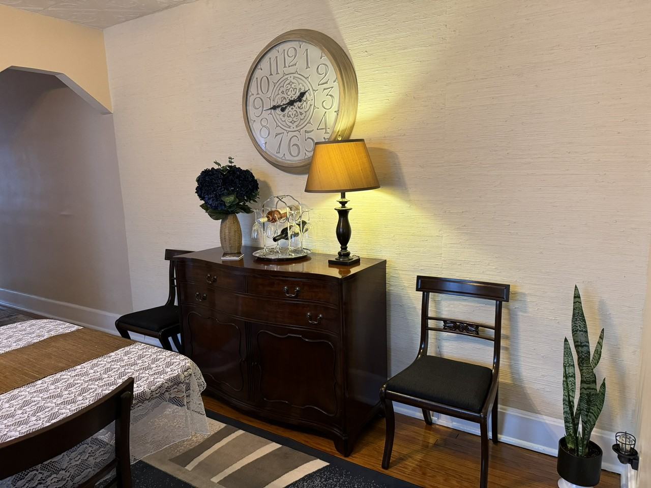 742 S Fort Thomas Ave - Photo 3 of 17