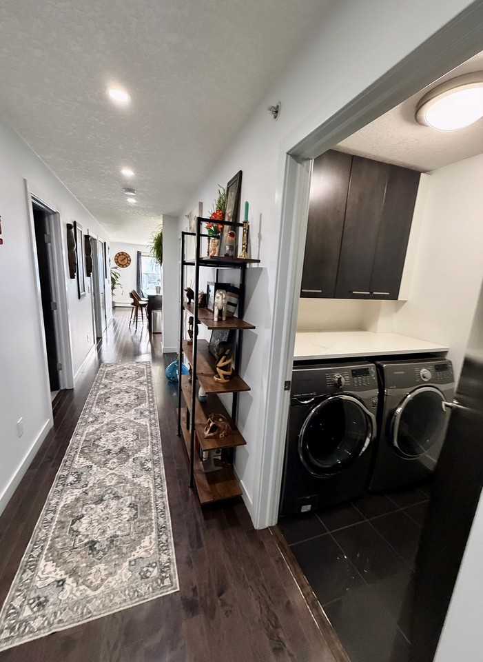 24 Mission Rd SW #201 - Photo 3 of 20