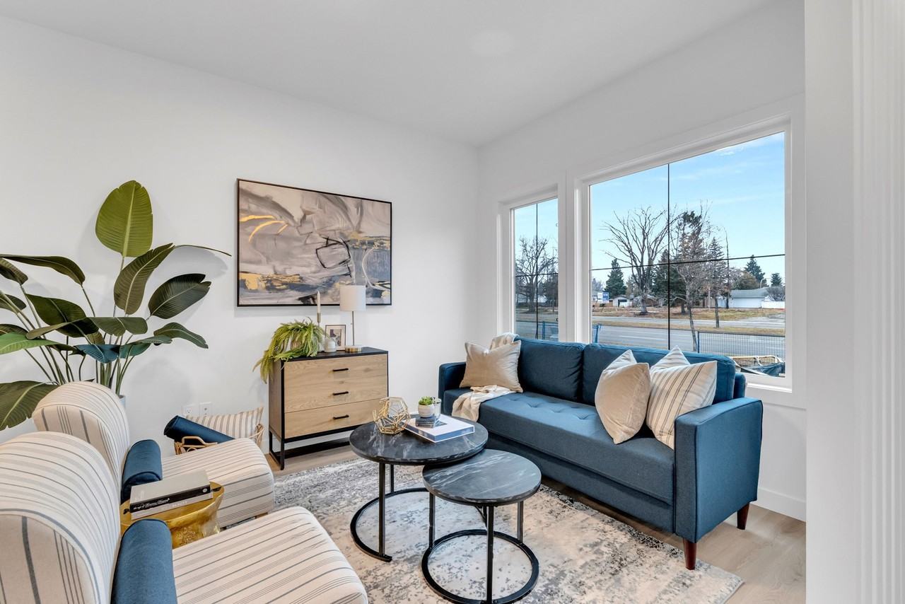 9333 149 St Nw - Photo 2 of 10