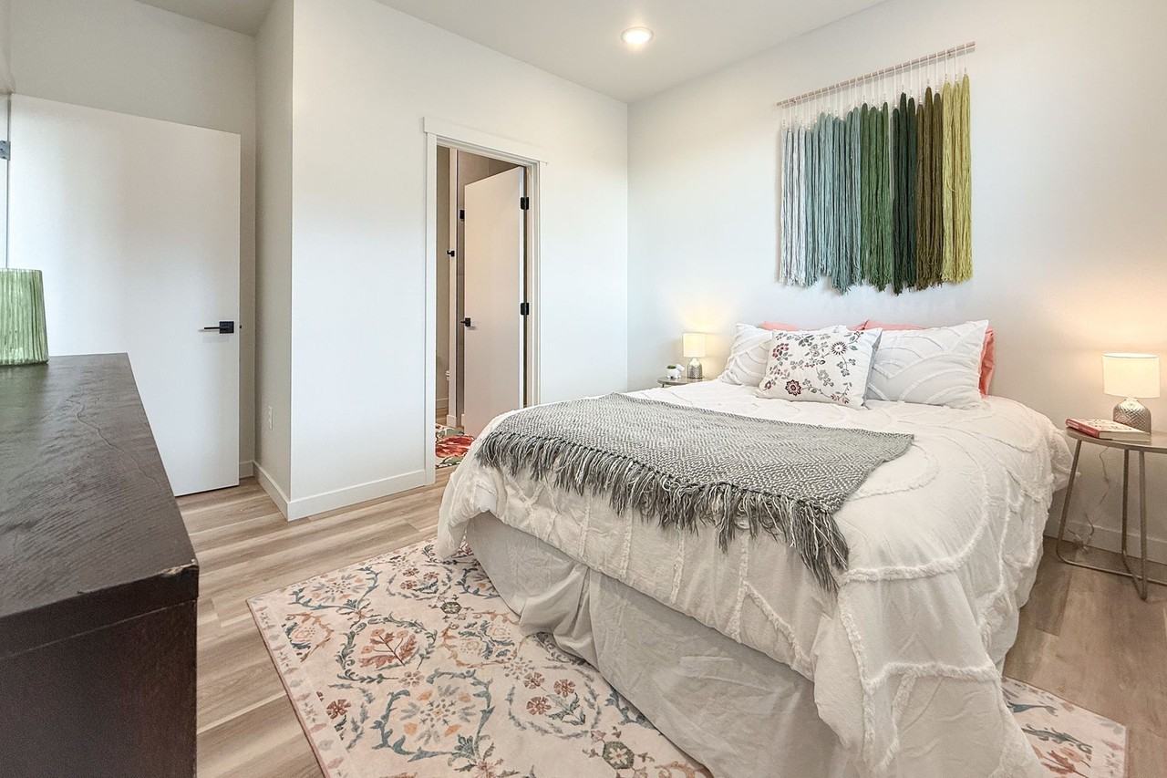 Grandridge Meadows Lofts - Photo 4 of 9