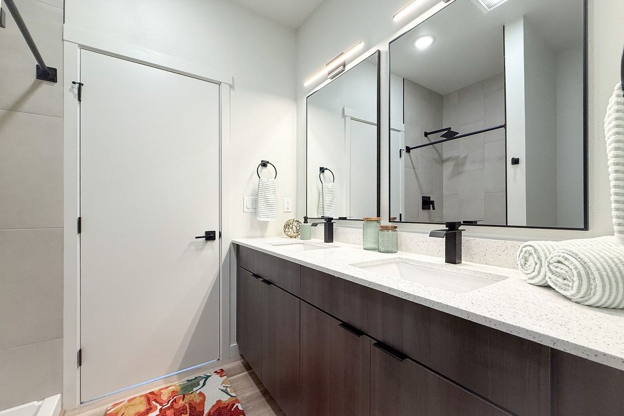 Grandridge Meadows Lofts - Photo 5 of 9