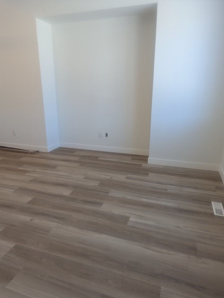 117 Yasmin Ali Crescent - Photo 3 of 7