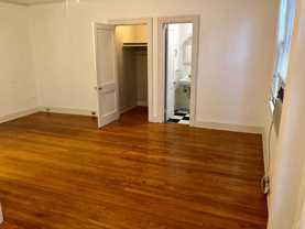 1301 Napoleon Ave #D - Photo 1 of 1