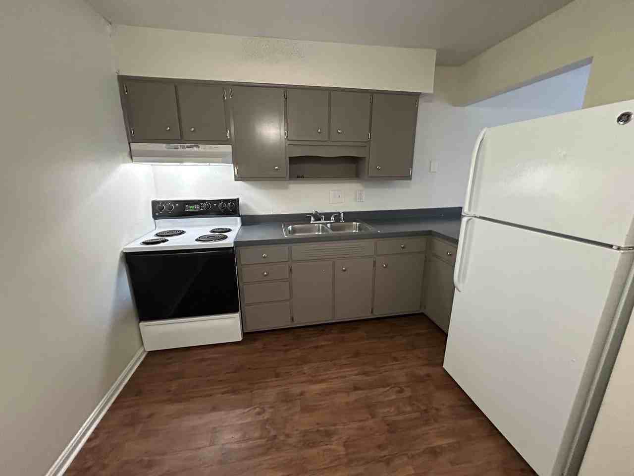 Creekstone Village - Photo 4 of 26