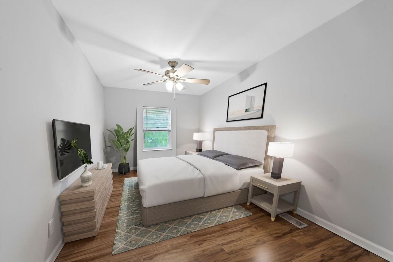 1500 Menard Apartments - Photo 5 of 20