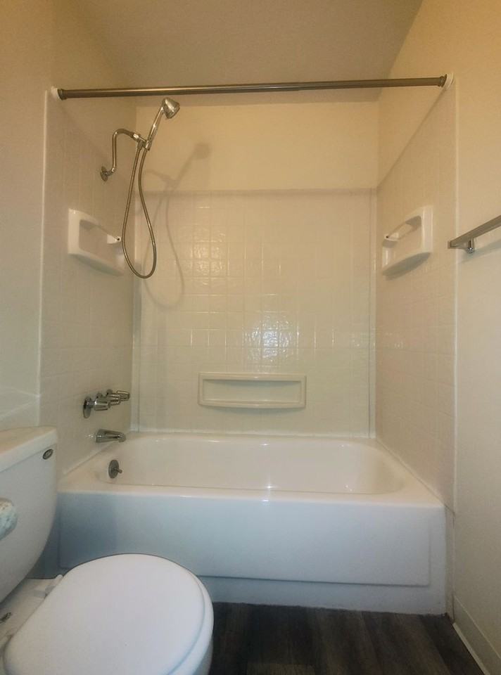 Keystone East - Photo 4 of 34