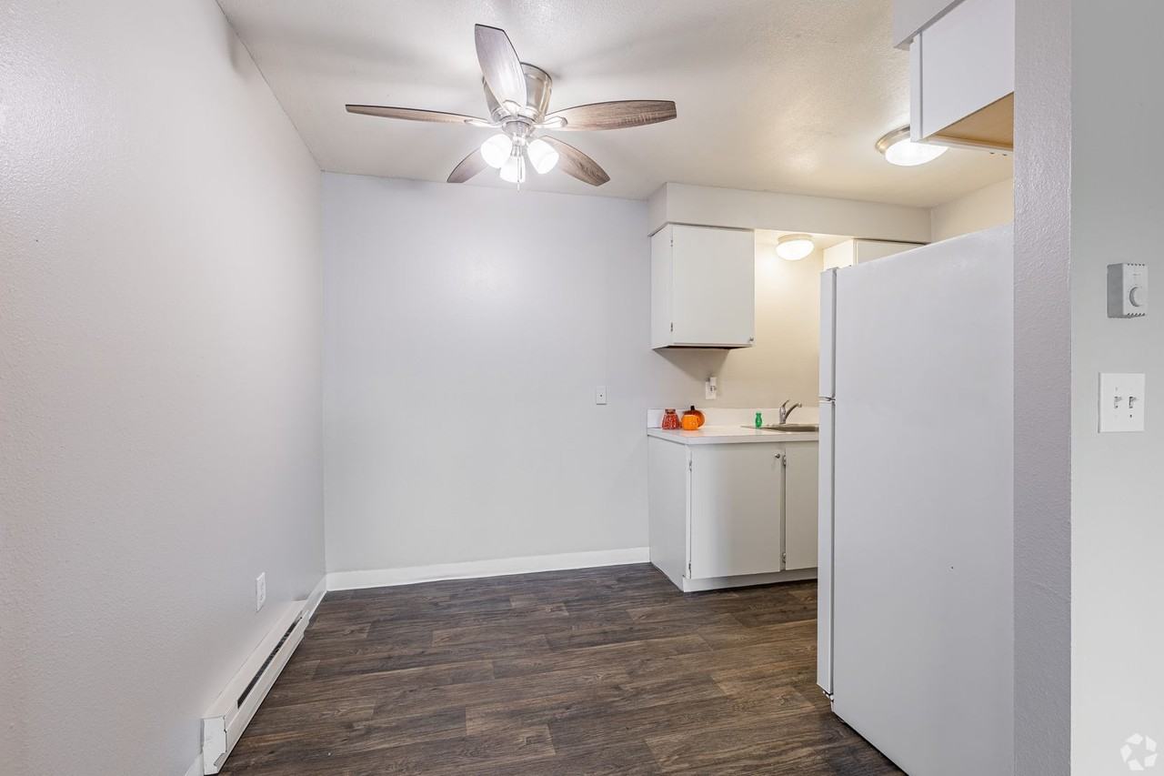 Keystone East - Photo 4 of 36