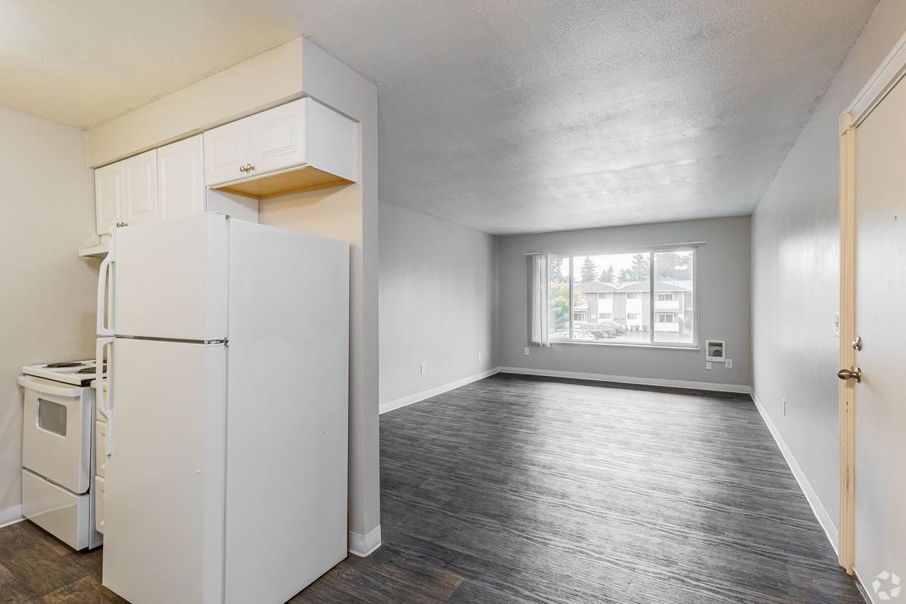 Keystone East - Photo 5 of 36