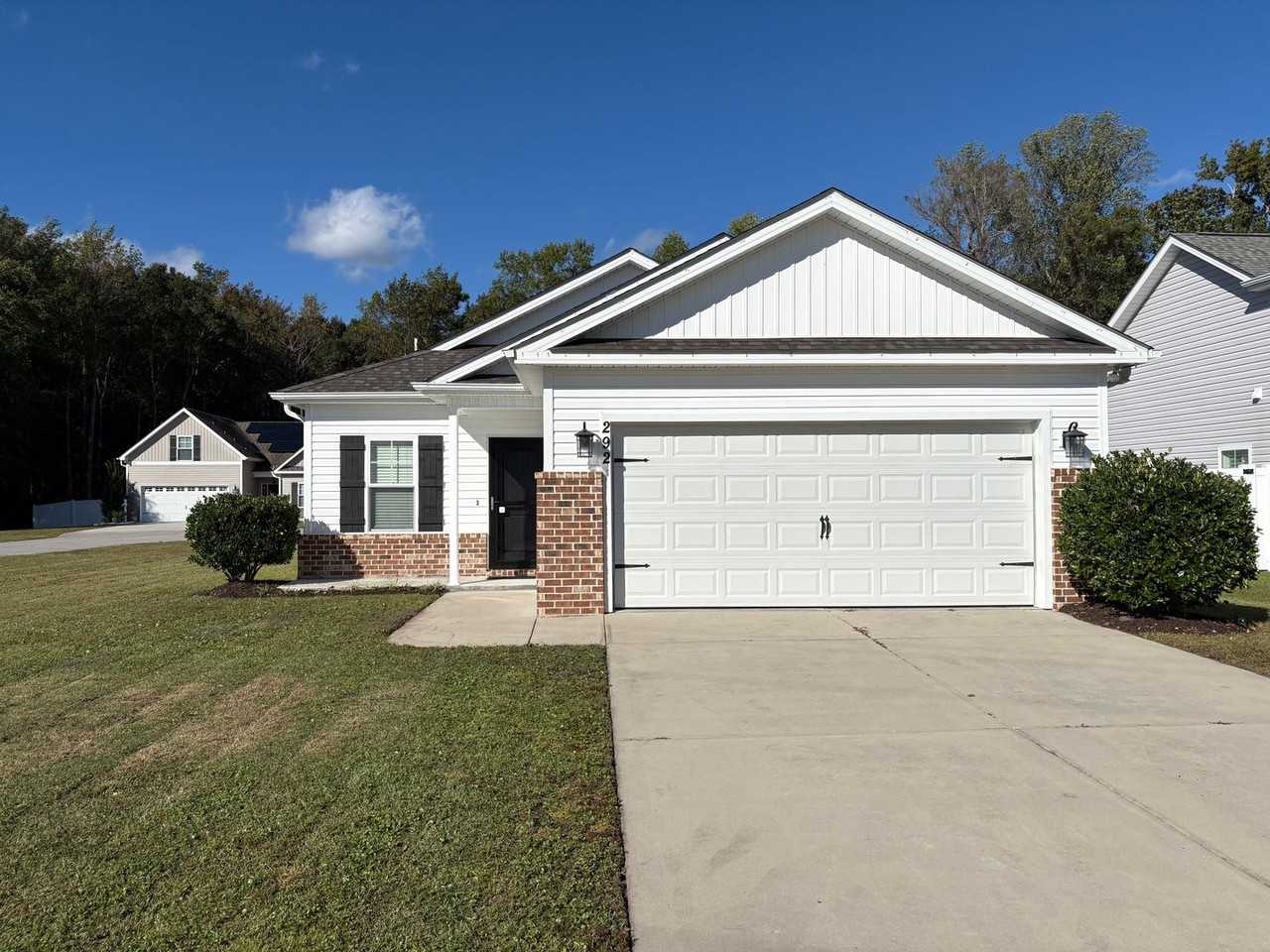 292 Clearwater Dr - Photo 2 of 34