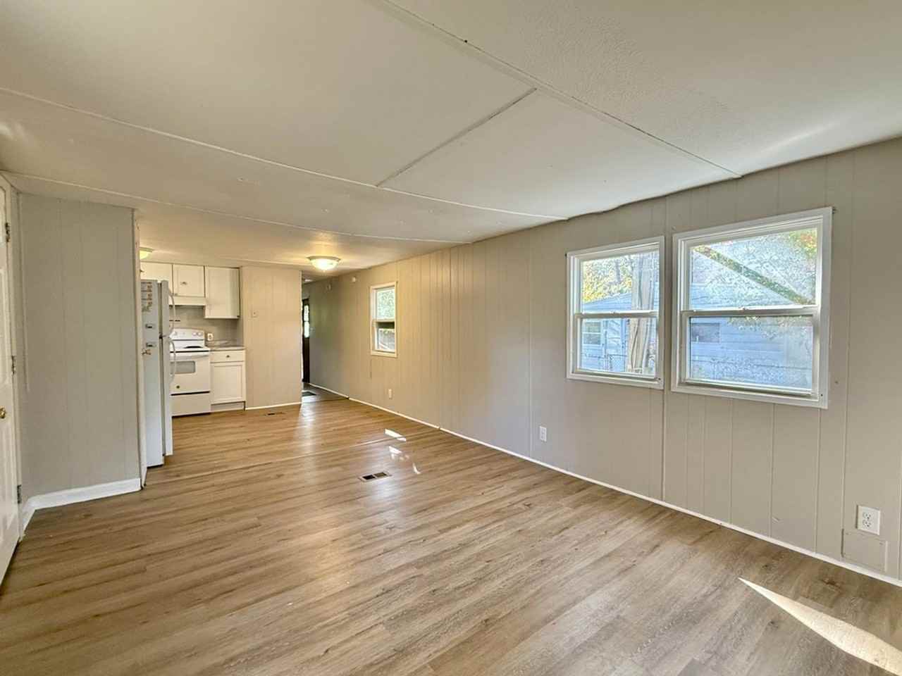 6415 Magnolia Dr - Photo 3 of 21