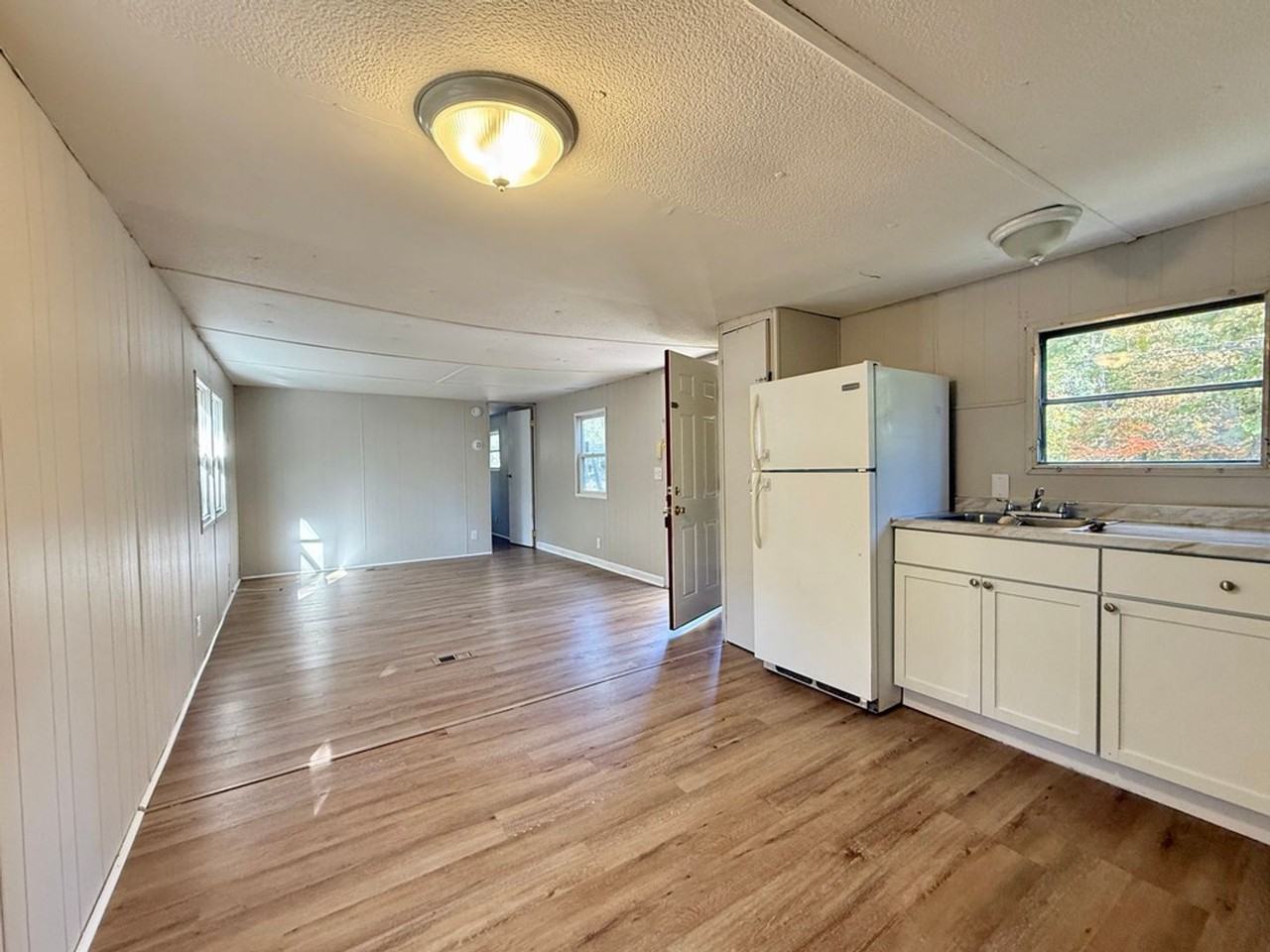 6415 Magnolia Dr - Photo 6 of 21