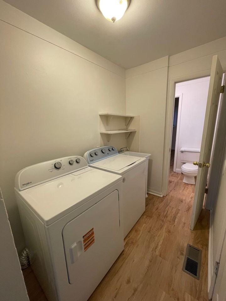 771 Eugene St - Photo 7 of 20