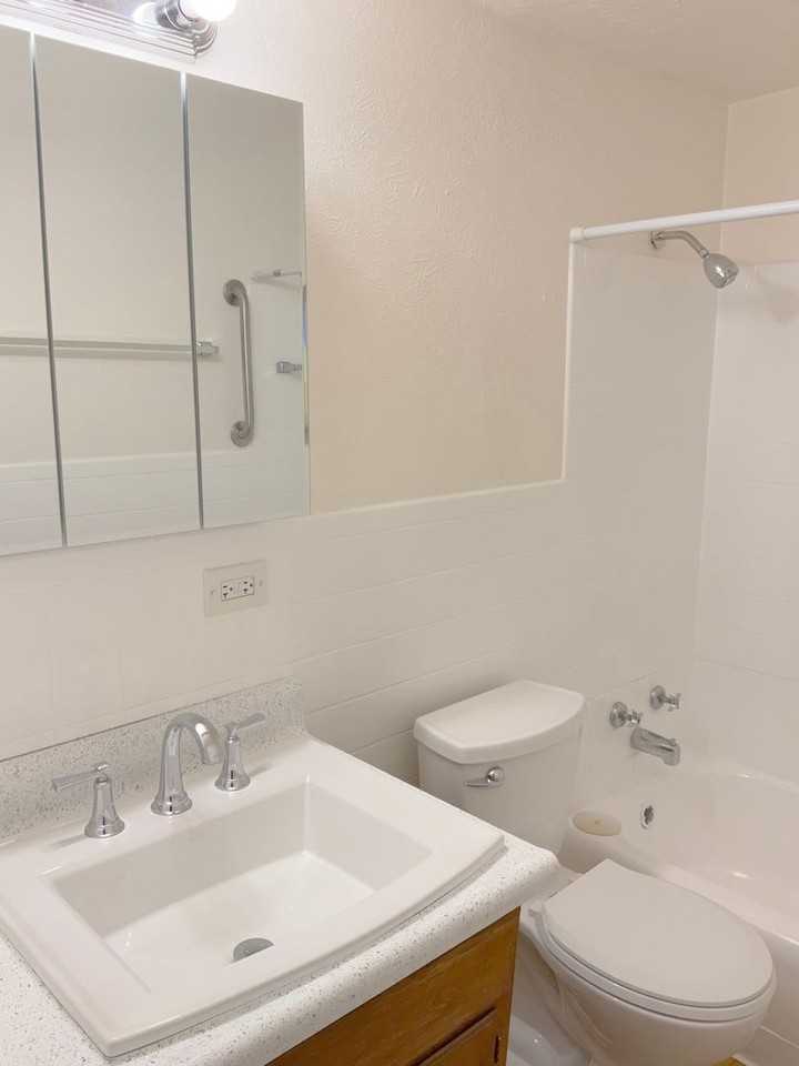 McKenzie Apartments - Photo 4 of 27