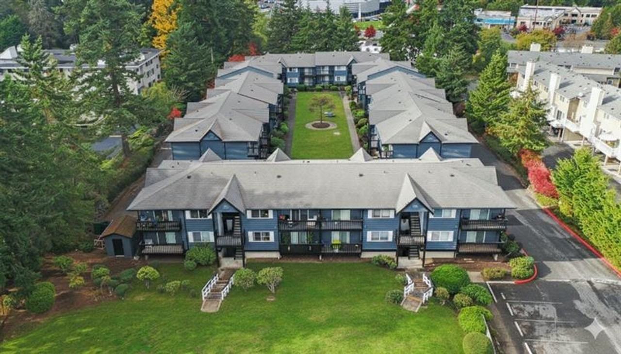 Nantucket Garden - Photo 4 of 16