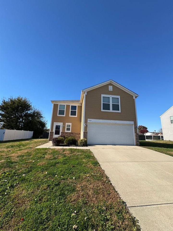 4664 Willowbrook Dr - Photo 2 of 12