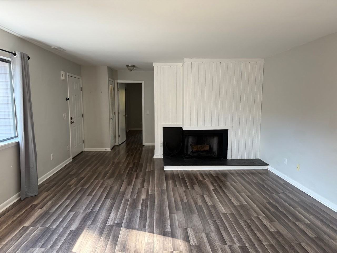 255 Summerwalk Cir - Photo 6 of 13