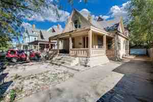 featured image of 1124 N Market St