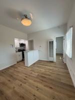 featured image of 1600 W 5th St