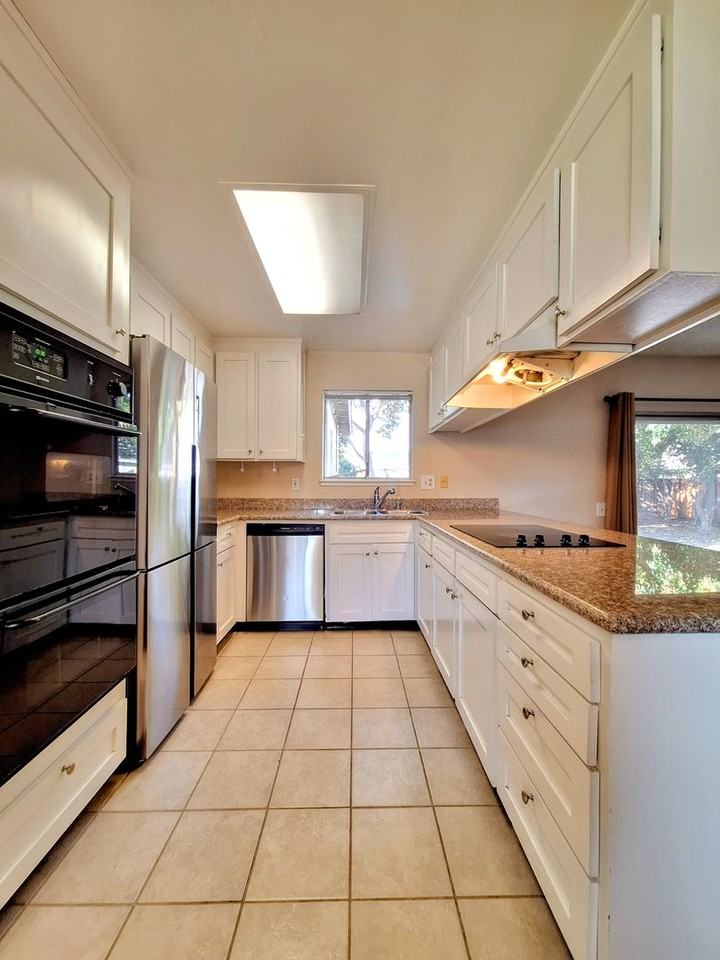 5135 Pearl Ave - Photo 2 of 42