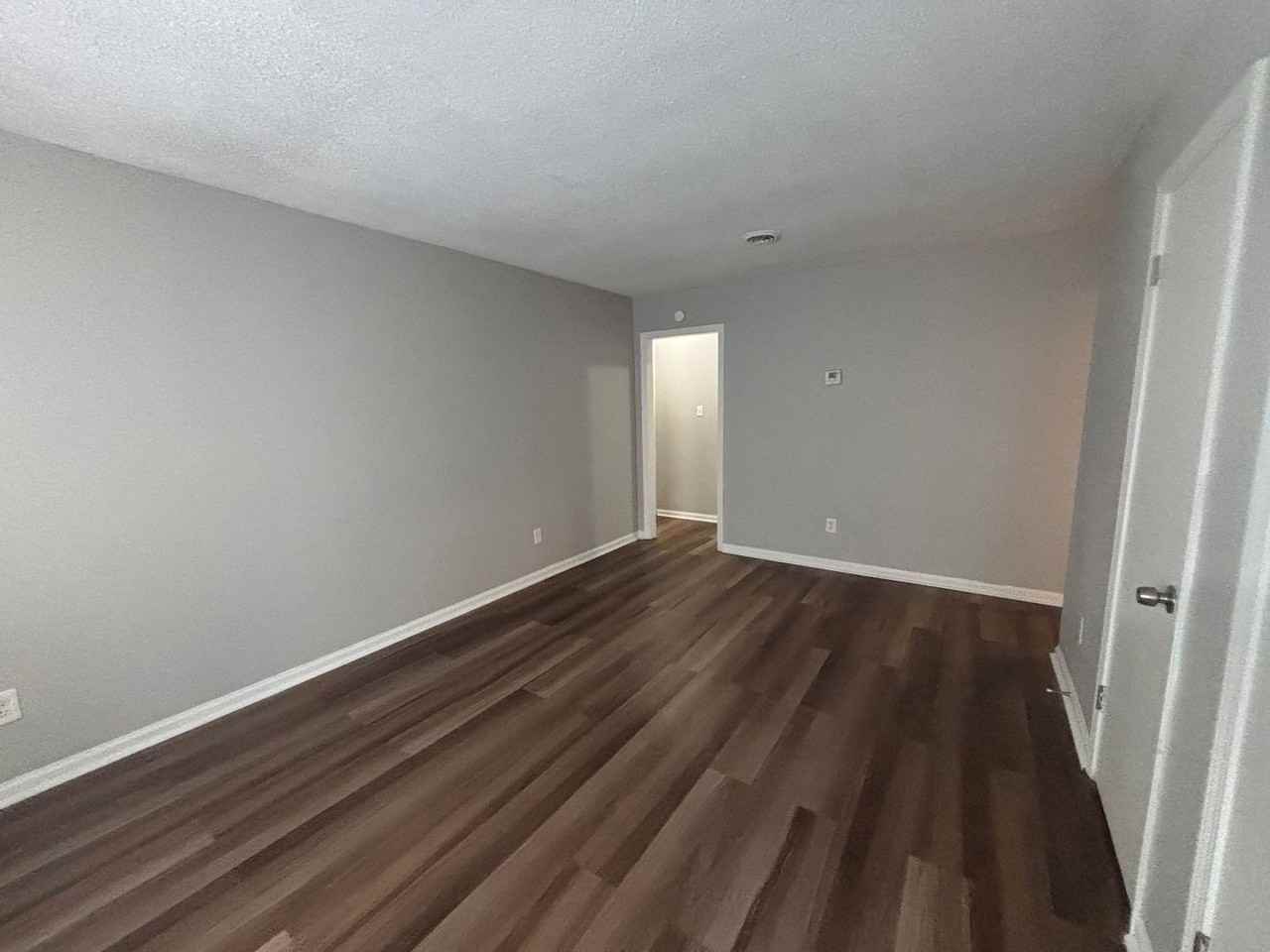 3432 Tellico Dr - Photo 3 of 9