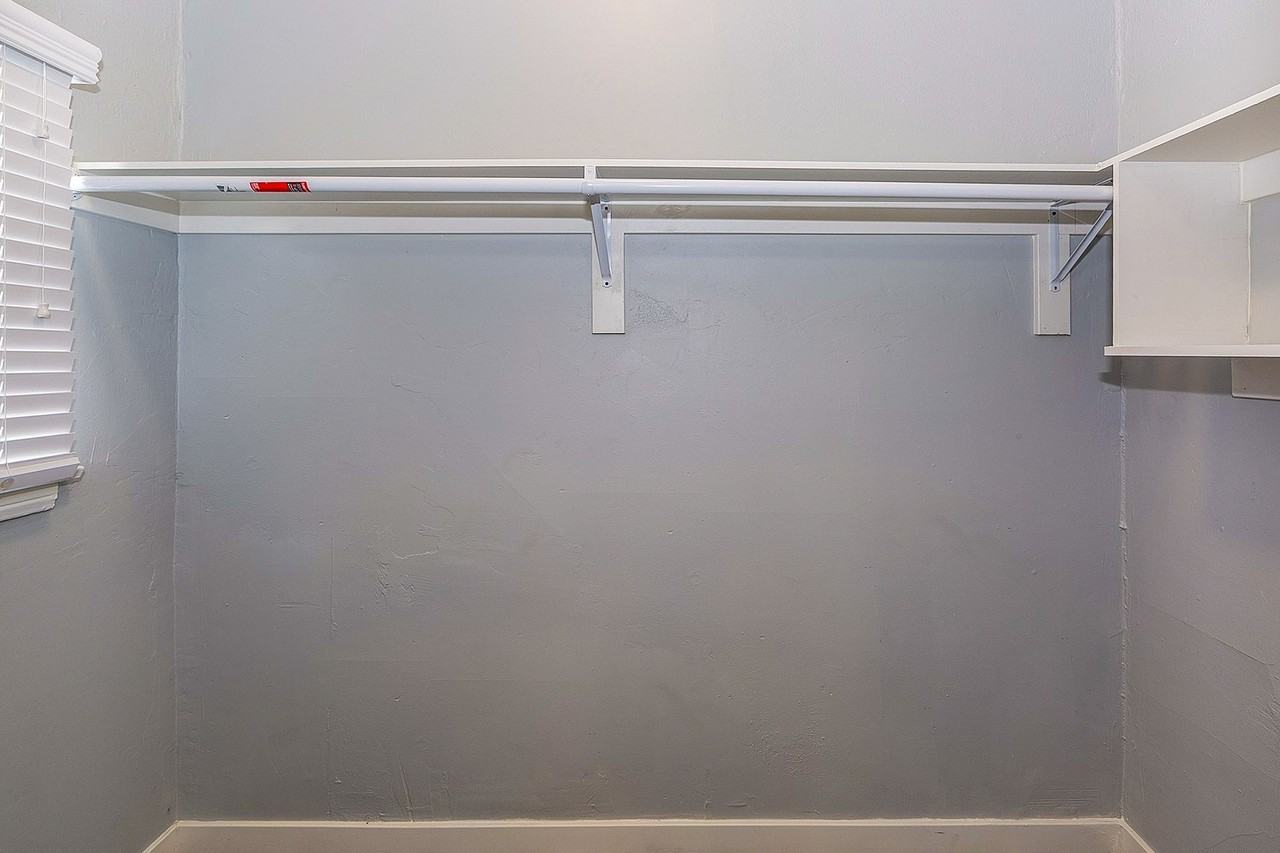 2014 Chestnut Avenue - Photo 7 of 9