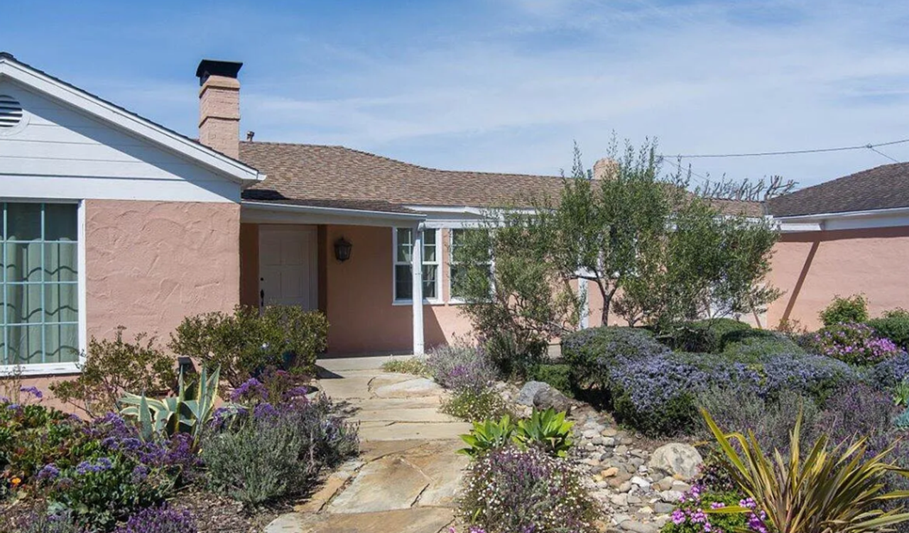For Rent Units in Lompoc - Photo 3 of 4