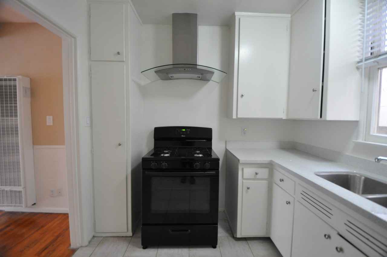 14830 - Photo 3 of 23