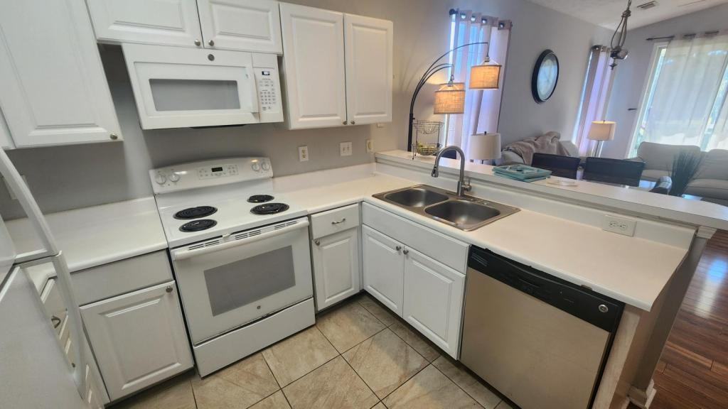 476 River Oaks Dr - Photo 5 of 29