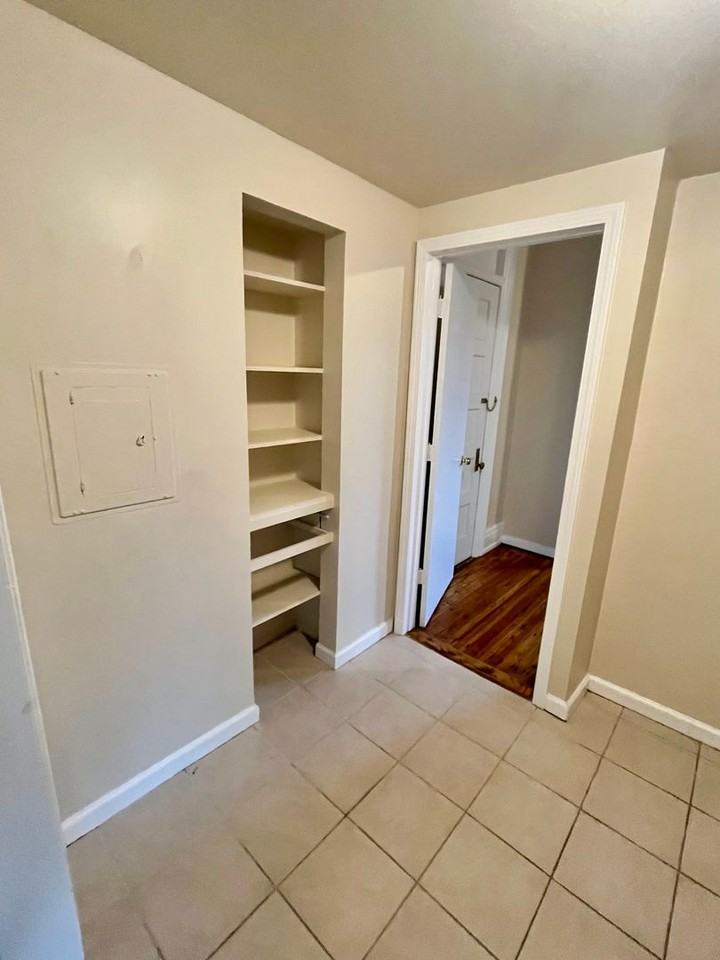 140 NORTH STREET - Photo 5 of 8