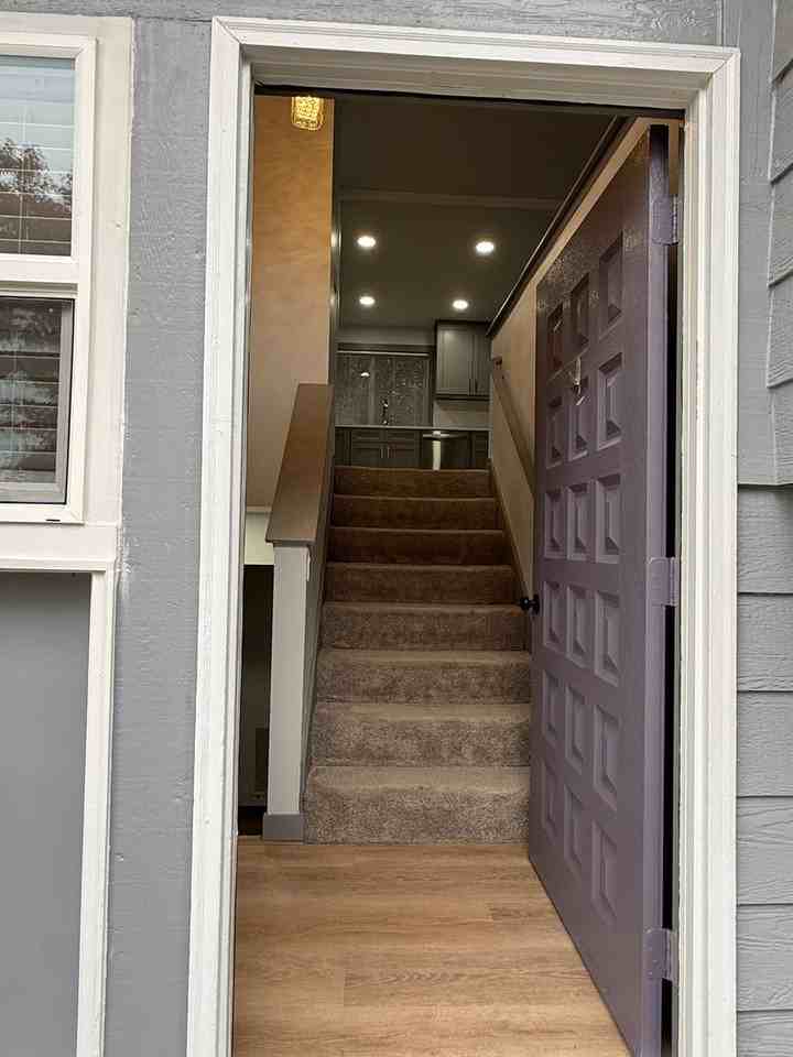 10608 166th Pl Ne - Photo 2 of 32