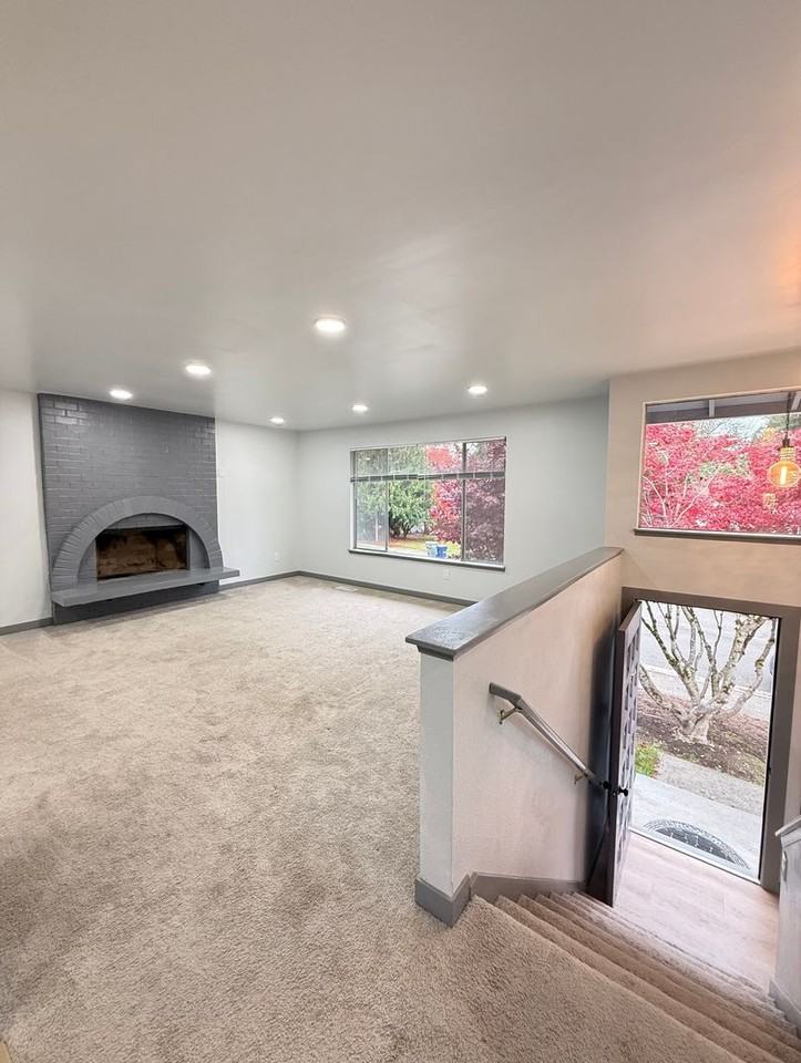 10608 166th Pl Ne - Photo 3 of 32