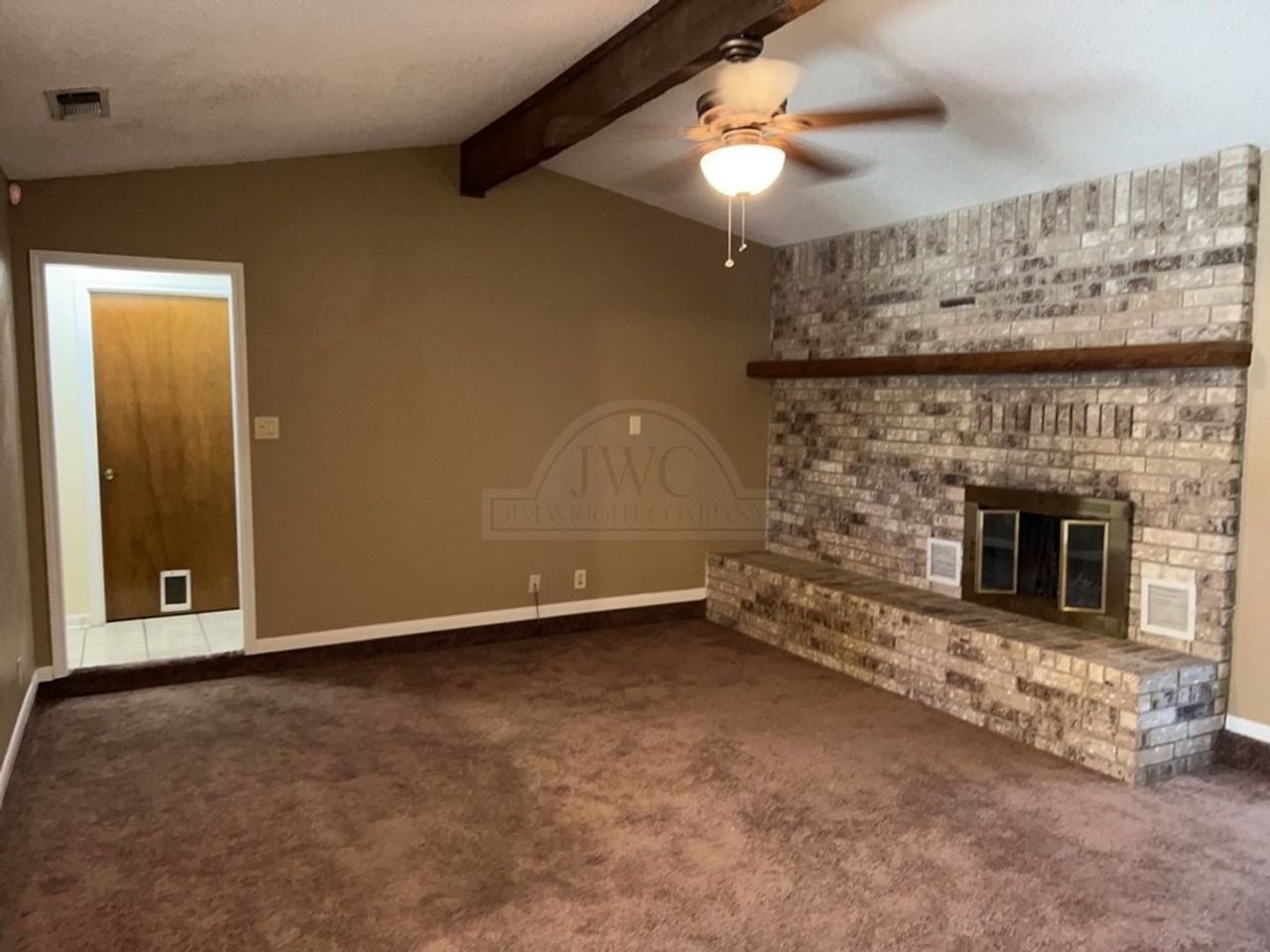 2733 Phyllis Drive - Photo 5 of 20