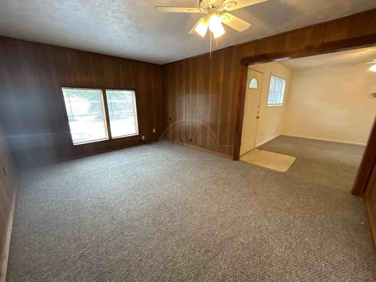 2134 Circle Drive - Photo 7 of 27