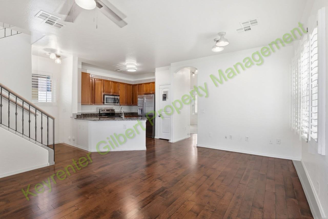 1356 S Sabino Dr - Photo 4 of 31