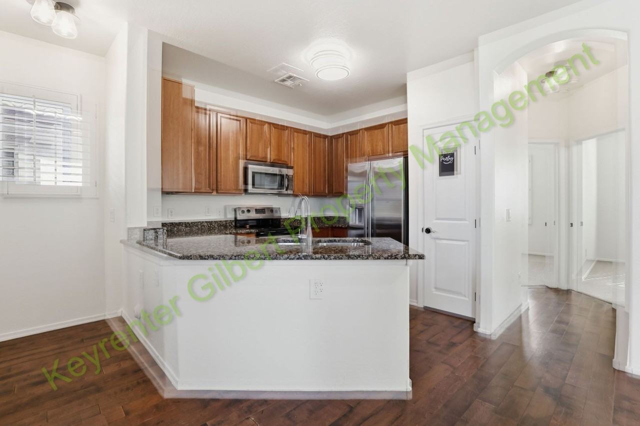 1356 S Sabino Dr - Photo 7 of 31