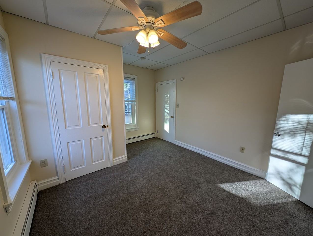 727 Glasgow Street - Photo 7 of 18