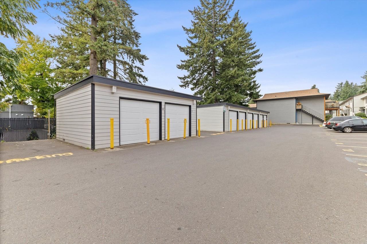 Treecrest Burnside - Photo 4 of 14