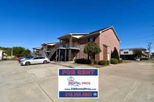 featured image of 103 N Monroe St