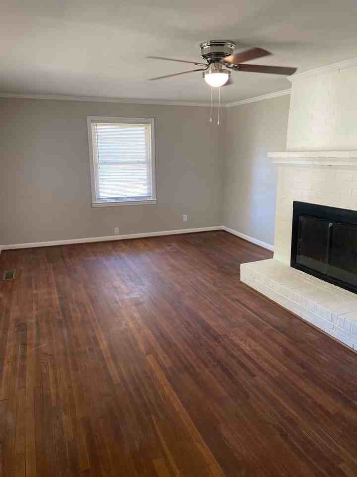 10 W 28th St - Photo 2 of 13