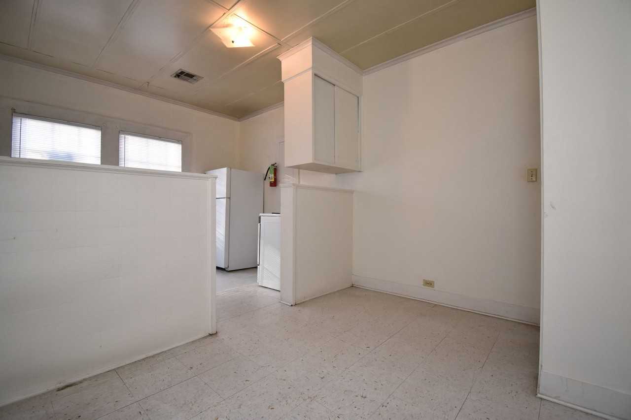 401 S Bonner St - Photo 4 of 10