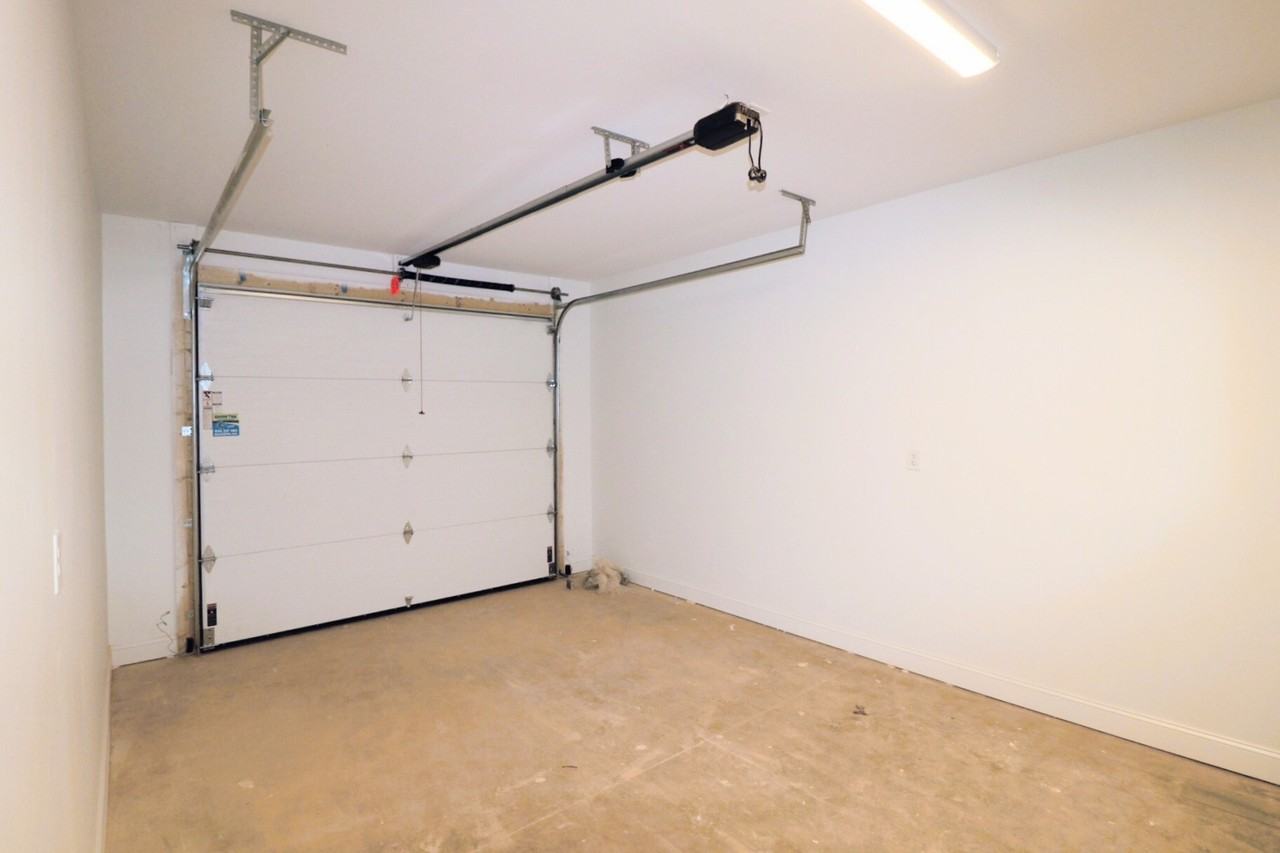 101 Independence Ln #101 - Photo 6 of 32