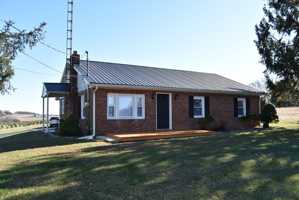 featured image of 11021 Winterstown Rd