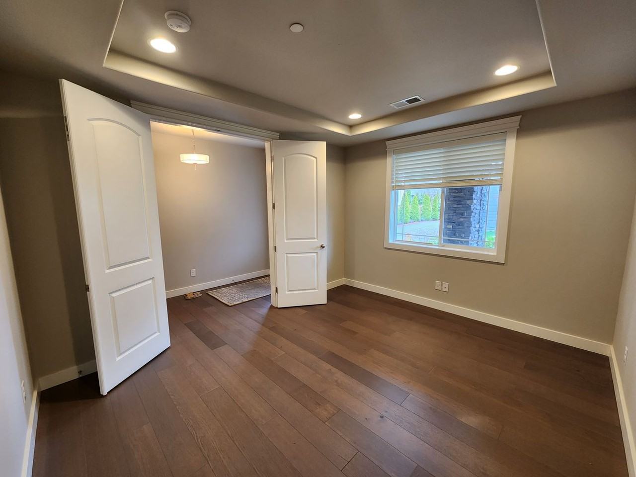 8435 Ne 146th St - Photo 3 of 38