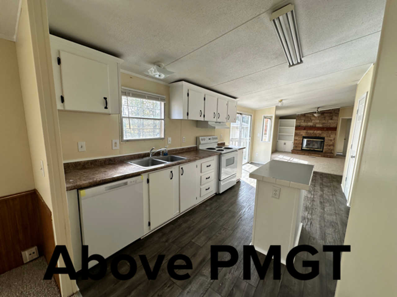 1301 Old Pelzer Rd - Photo 3 of 20