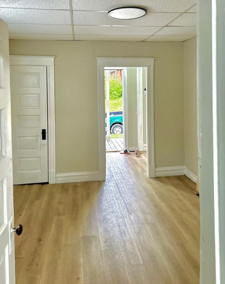 5749 Era Ave - Photo 4 of 14