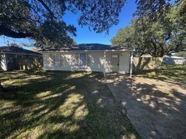 featured image of 1910 Thorn Rd