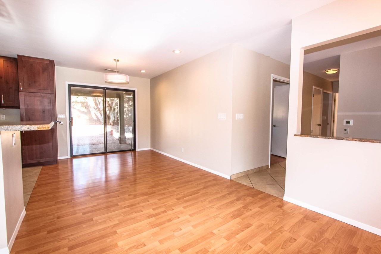 125 Ross Rd - Photo 7 of 14