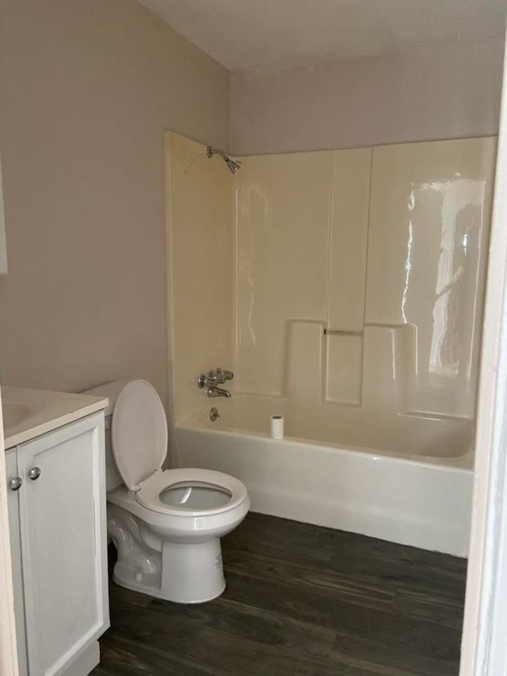 128 W Mckinley St - Photo 3 of 7