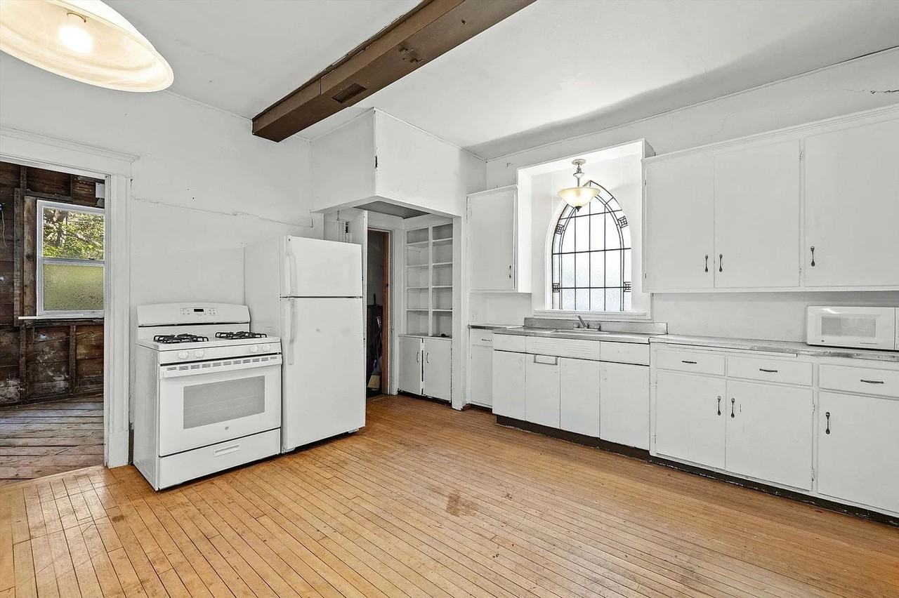 Freemont Duplex - Photo 6 of 19